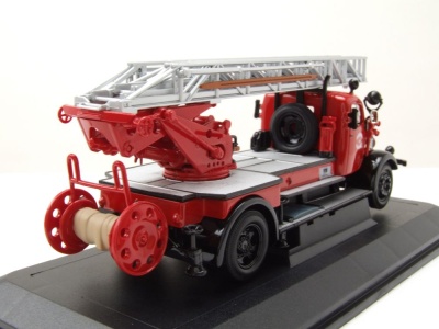 Mercedes L4500F Feuerwehr 1944 rot Modellauto 1:43 Lucky...