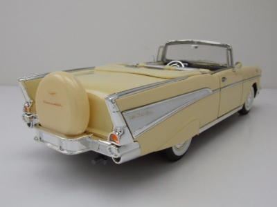 Chevrolet Bel Air Convertible 1957 hellgelb Modellauto...