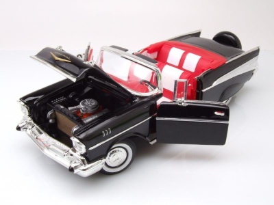 Chevrolet Bel Air Convertible 1957 schwarz Modellauto 1:18 Lucky Die Cast