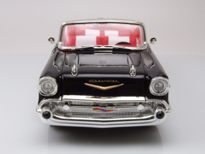 Chevrolet Bel Air Convertible 1957 schwarz Modellauto 1:18 Lucky Die Cast
