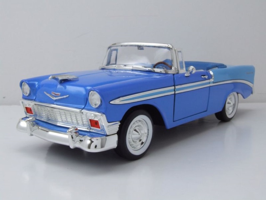 Chevrolet Bel Air Convertible 1956 blau metallic hellblau Modellauto 1:18 Lucky Die Cast