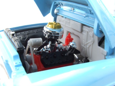 Ford F-100 Pick Up 1953 hellblau Modellauto 1:18 Lucky Die Cast