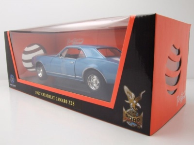 Chevrolet Camaro Z/28 1967 blau metallic weiß Modellauto 1:18 Lucky Die Cast