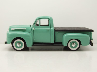 Ford F-1 Pick Up 1948 türkis Modellauto 1:18 Lucky Die Cast
