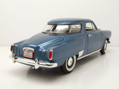 Studebaker Champion 1950 blau metallic Modellauto 1:18...