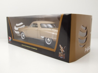 Studebaker Champion 1950 beige metallic Modellauto 1:18 Lucky Die Cast