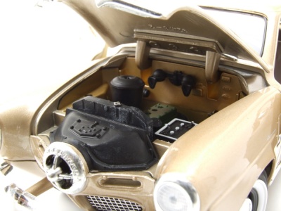 Studebaker Champion 1950 beige metallic Modellauto 1:18 Lucky Die Cast