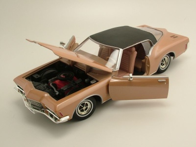 Modellauto Buick Riviera GS 1971 gold Modellauto 1:18 Lucky Die