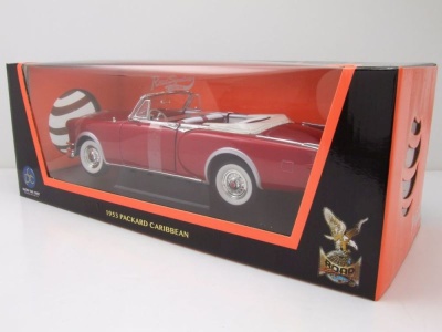 Packard Caribbean Convertible 1953 rot metallic Modellauto 1:18 Lucky Die Cast