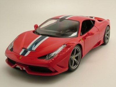 Ferrari 458 Speciale rot Modellauto 1:18 Bburago