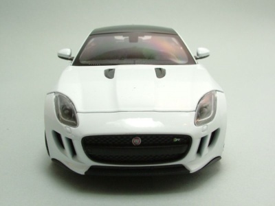 Jaguar F-Type Coupe 2014 weiß Modellauto 1:24 Welly