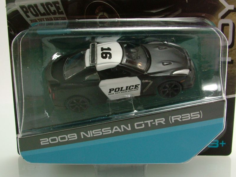 Nissan GT-R R35 2009 Police schwarz weiß Modellauto 1:64 Maisto