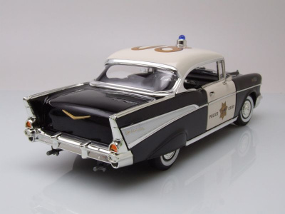 Chevrolet Bel Air Hardtop 1957 Police schwarz weiß...