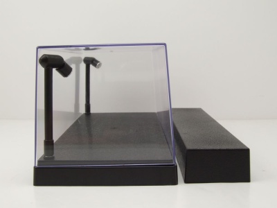 Klarsichtbox Vitrine mit LED-Beleuchtung schwarz für 1:43 oder 1:24 Modelle Triple9