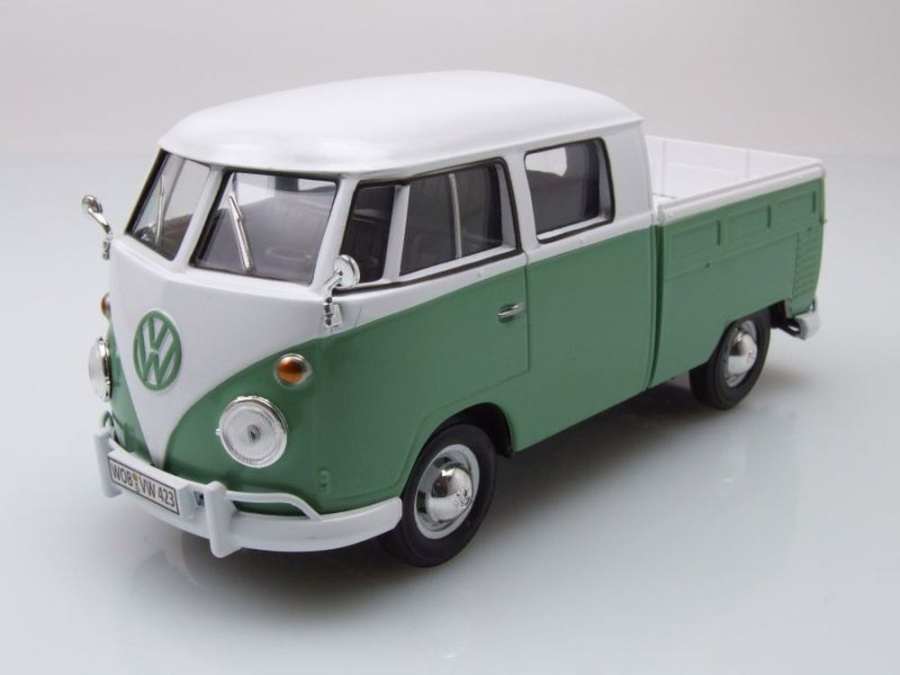 VW T1 Bus DoKa Pritsche grün/weiß Modellauto 1:24 Motormax