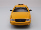 Ford Crown Victoria 1999 Taxi gelb Modellauto 1:24 Welly