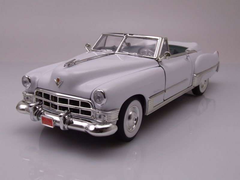 Cadillac Coupe De Ville Convertible 1949 weiß Modellauto 1:18 Lucky Die Cast