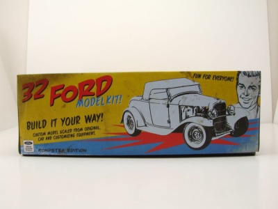Ford Roadster 1932 Hot Rod Bausatz Modellauto 1:18 Acme