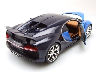 Bugatti Chiron 2016 blau dunkelblau Modellauto 1:18 Bburago
