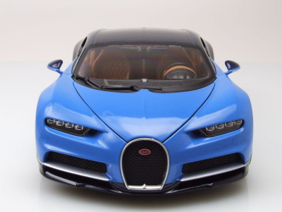 Bugatti Chiron 2016 blau dunkelblau Modellauto 1:18 Bburago