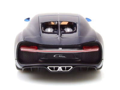 Bugatti Chiron 2016 blau dunkelblau Modellauto 1:18 Bburago