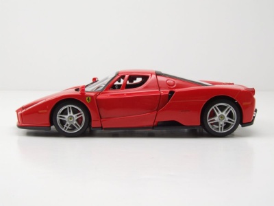 Ferrari Enzo 2002 rot Modellauto 1:24 Bburago