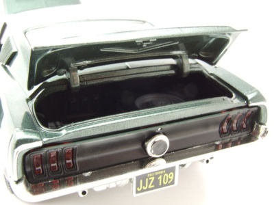Ford Mustang GT Fastback 1968 grün Bullitt Steve McQueen Modellauto 1:18 Greenlight Collectibles