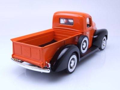 Ford Pick Up 1940 orange schwarz Modellauto 1:18 Motormax