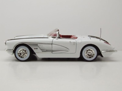 Chevrolet Corvette Cabrio C1 1958 weiß Modellauto 1:18 Motormax