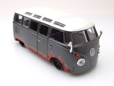 VW T1 Samba Bus grau metallic silber mit Flammen Modellauto 1:25 1:24 Maisto
