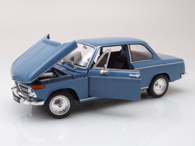 BMW 2002 ti 1968 blau Modellauto 1:24 Welly