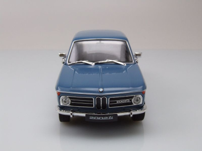 BMW 2002 ti 1968 blau Modellauto 1:24 Welly