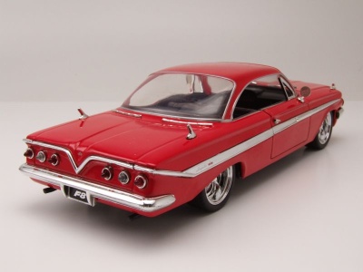 Chevrolet Impala 1961 rot Dom Fast & Furious 8 Modellauto 1:24 Jada Toys