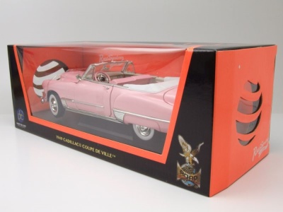 Cadillac Coupe De Ville Convertible 1949 rosa Modellauto 1:18 Lucky Die Cast