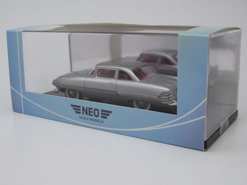 Hudson Italia 1954 silber Modellauto 1:43 Neo Scale Models