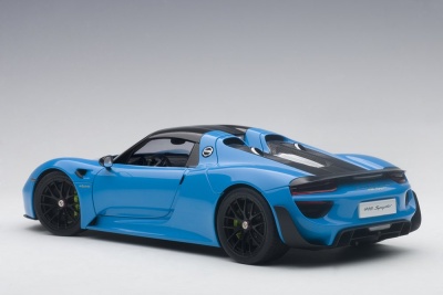 Porsche 918 Spyder 2013 blau Modellauto 1:18 Autoart