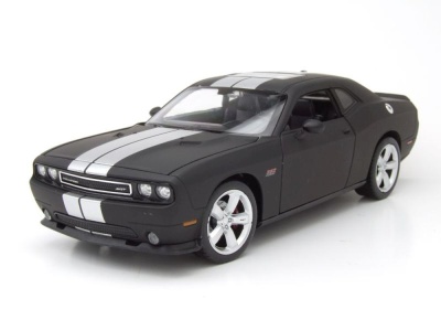 Dodge Challenger SRT 2012 matt schwarz Modellauto 1:24 Welly