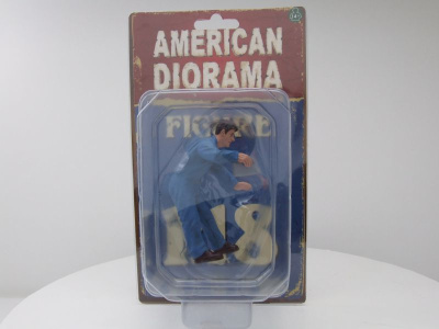 Figur Mechaniker Doug mit Ölkanne für 1:18 Modelle American Diorama