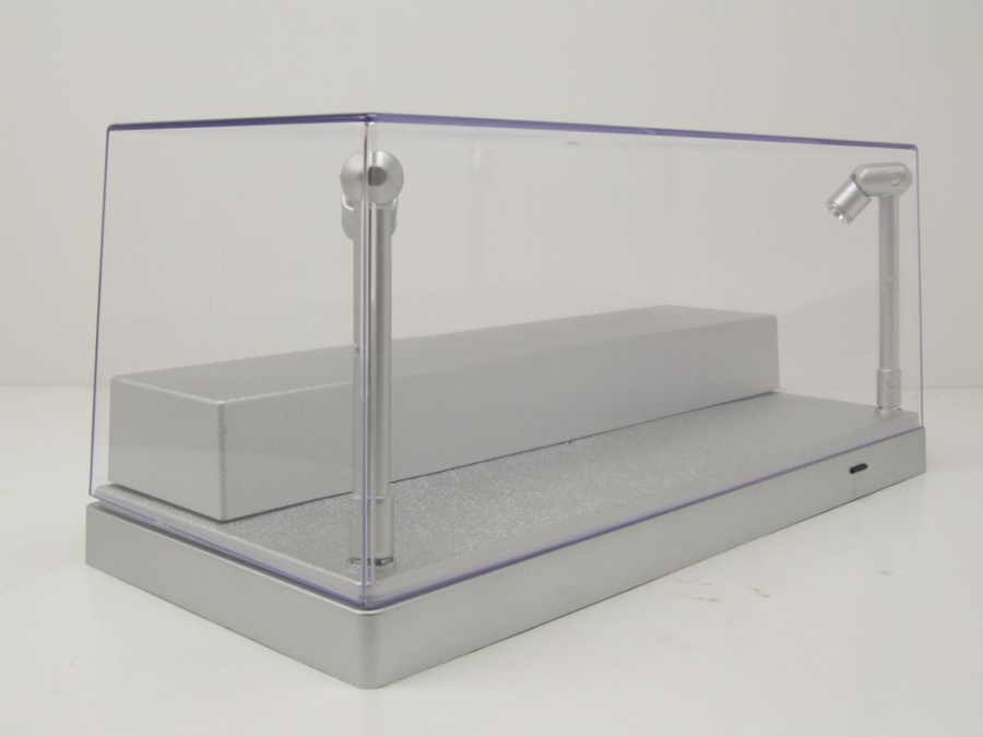 Modellauto-Displaybox Triple 9 – LED-beleuchtet, Maßstab 1/24, Aus Plexiglas