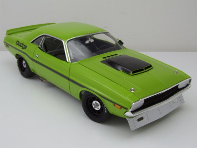 Dodge Challenger Trans Am 1970 grün/schwarz Modellauto 1:18 Acme