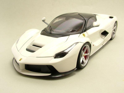 Ferrari LaFerrari 2013 weiß Modellauto 1:18 Mattel - Hot Wheels