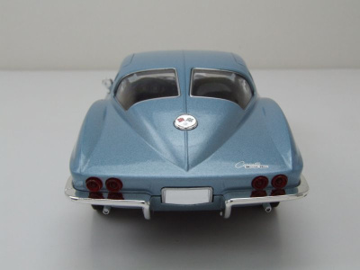 Chevrolet Corvette Sting Ray C2 1963 hellblau metallic Modellauto 1:24 Welly
