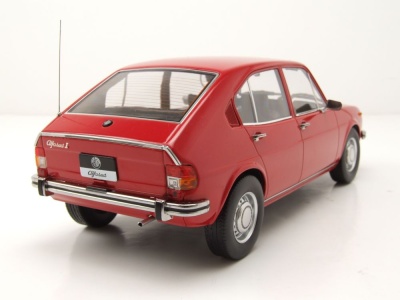 Alfa Romeo Alfasud 1974 rot Modellauto 1:18 KK Scale