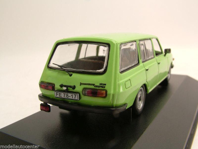 Wartburg 353 W Kombi 1985 grün, Modellauto 1:43 / IST Models