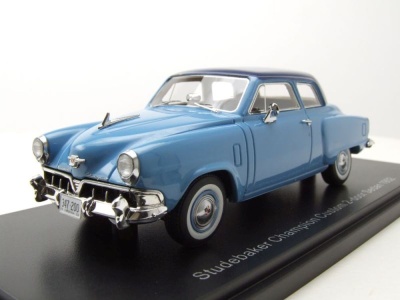 Studebaker Champion Custom 2-door Sedan 1952 blau Modellauto 1:43 Neo Scale Models