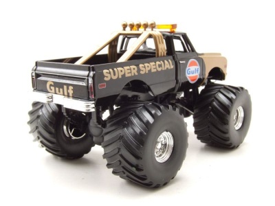 Chevrolet K-10 Gulf Super Special Monster Truck 1971 schwarz gold Modellauto 1:43 Greenlight Collectibles