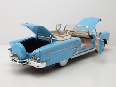 Chevrolet Impala Convertible 1958 hellblau Modellauto 1:18 Motormax