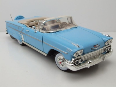 Chevrolet Impala Convertible 1958 hellblau Modellauto 1:18 Motormax