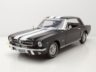 Ford Mustang Hardtop 1964 1/2 schwarz weiß...