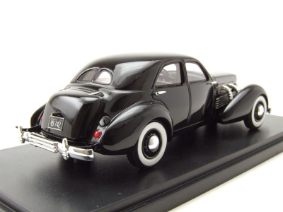 Cord 812 Supercharged Sedan 1937 schwarz Modellauto 1:43...